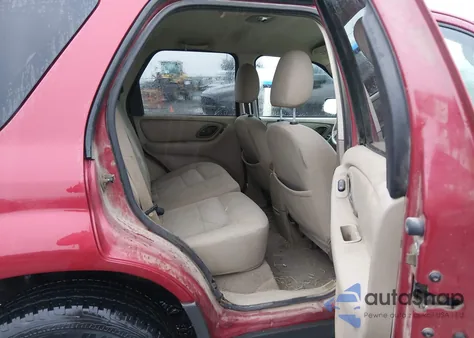 2005 Ford Escape Xlt z USA, uszkodzony, nr VIN 1FMYU93145KE31917